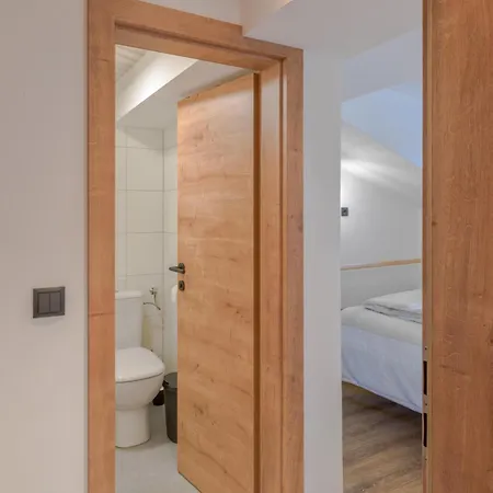 Tirola Stadl Vroni *