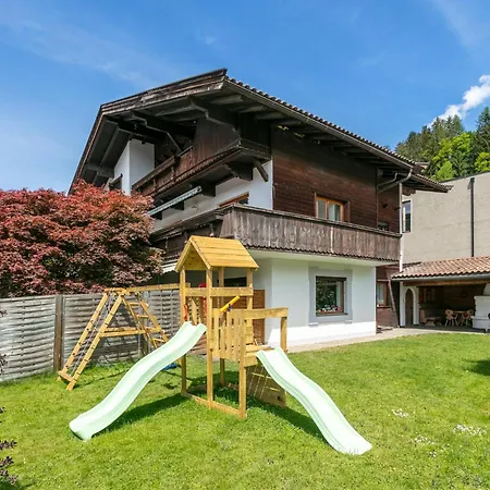 Tirola Stadl Vroni * Hopfgarten im Brixental