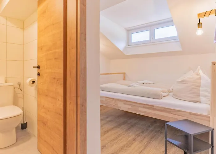 Tirola Stadl Vroni *